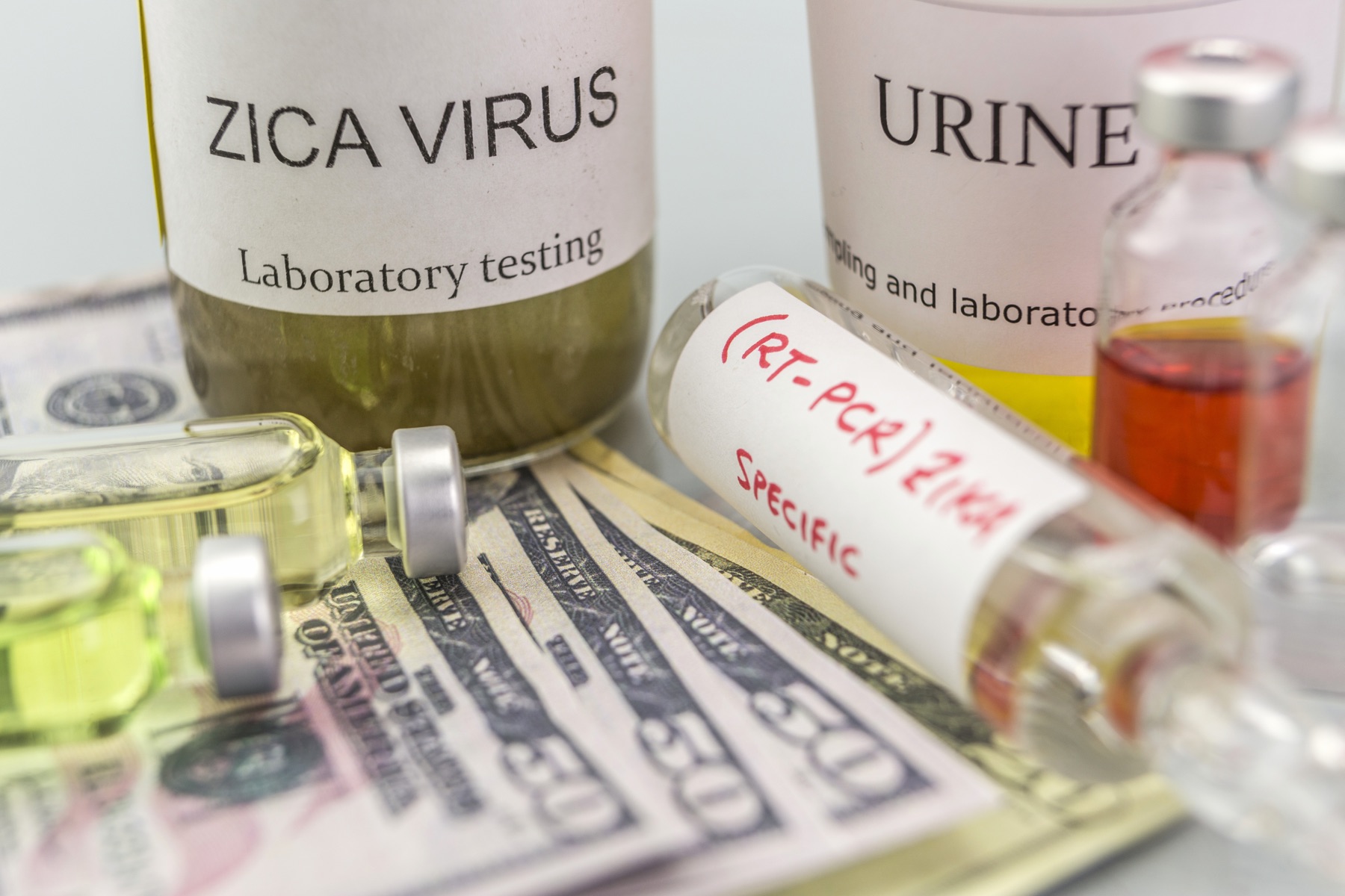 Laboratory genetic testing kit with reagent vials